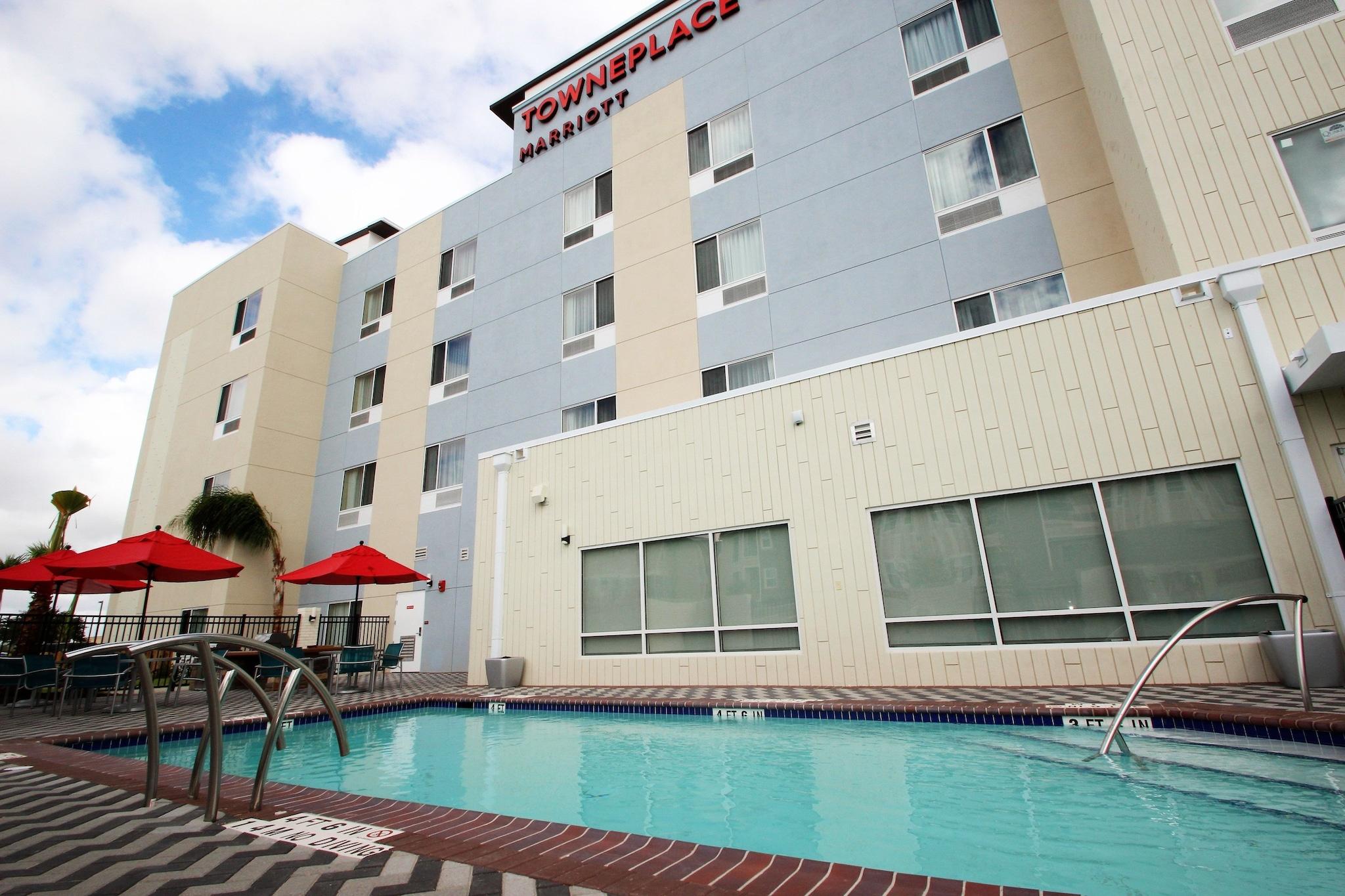Exterior of TownePlace Suites McAllen Edinburg