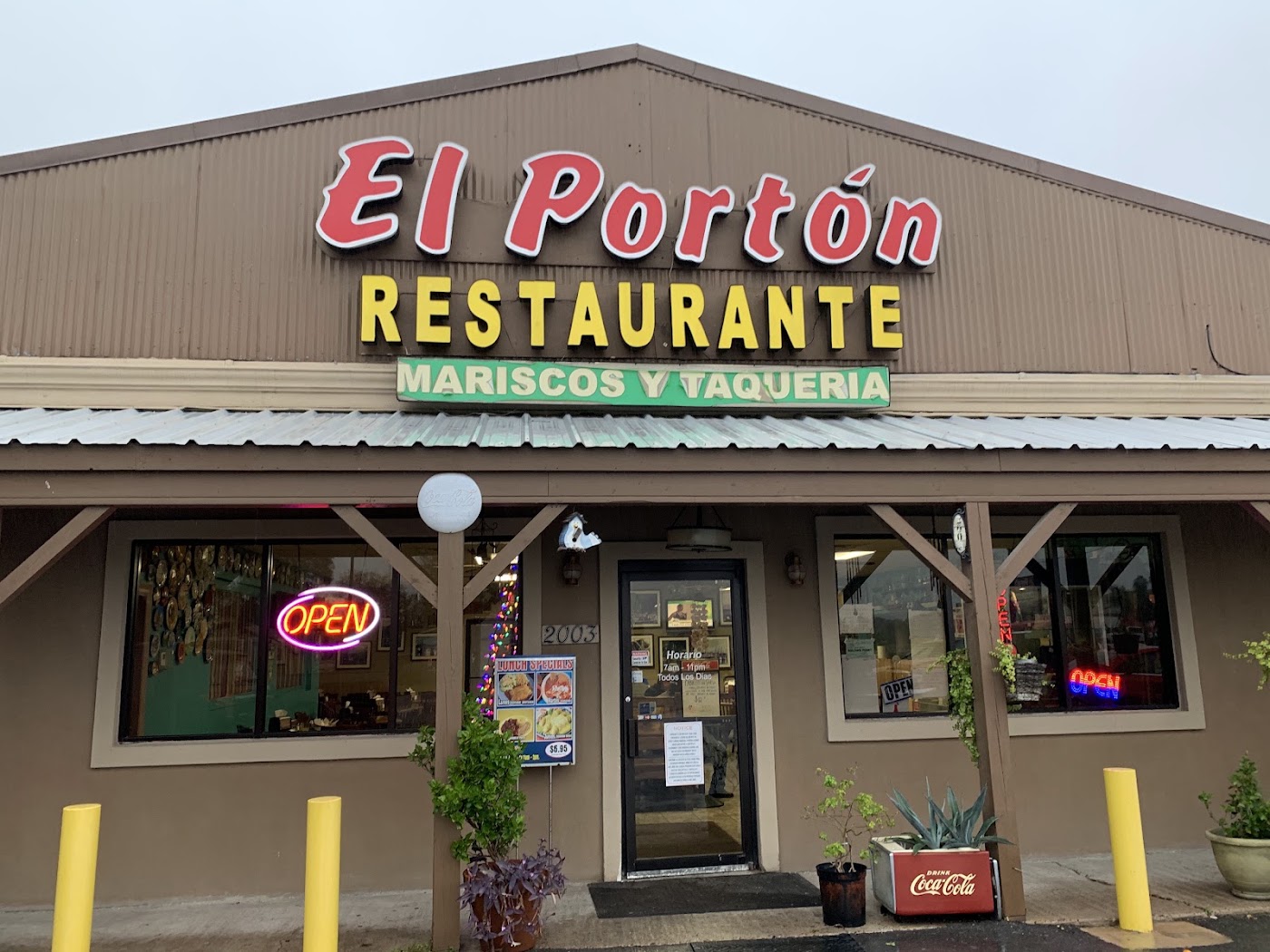 Photograph of El Portón Mexican Restaurant